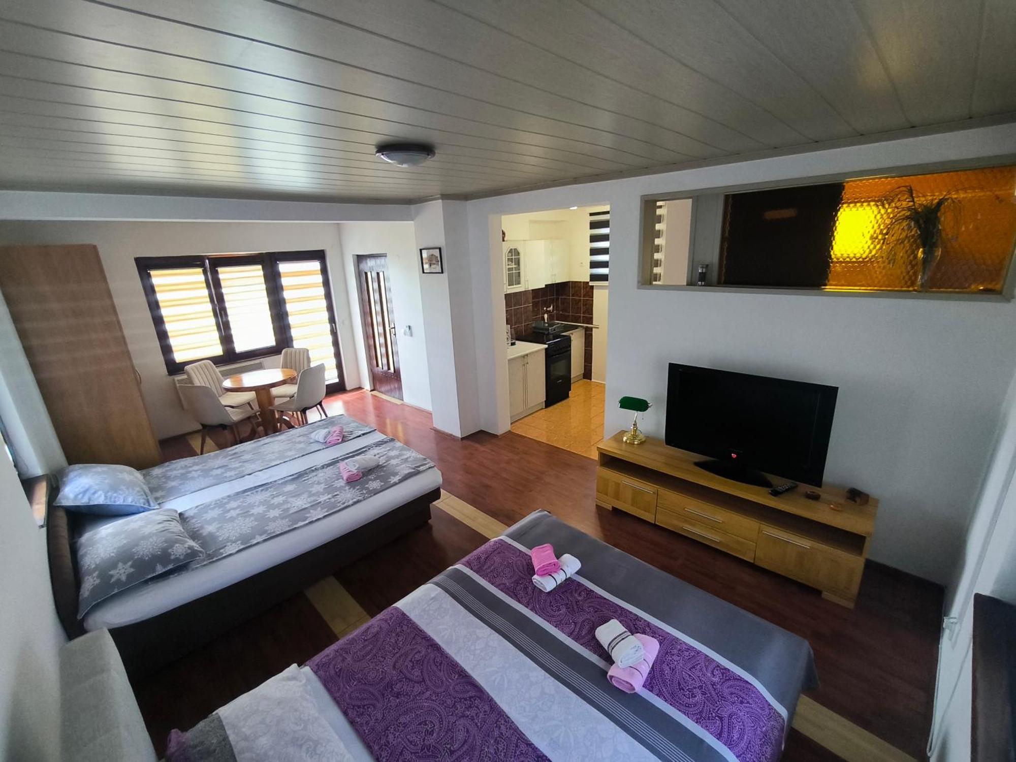Centar Apartment Sarajevo Bagian luar foto
