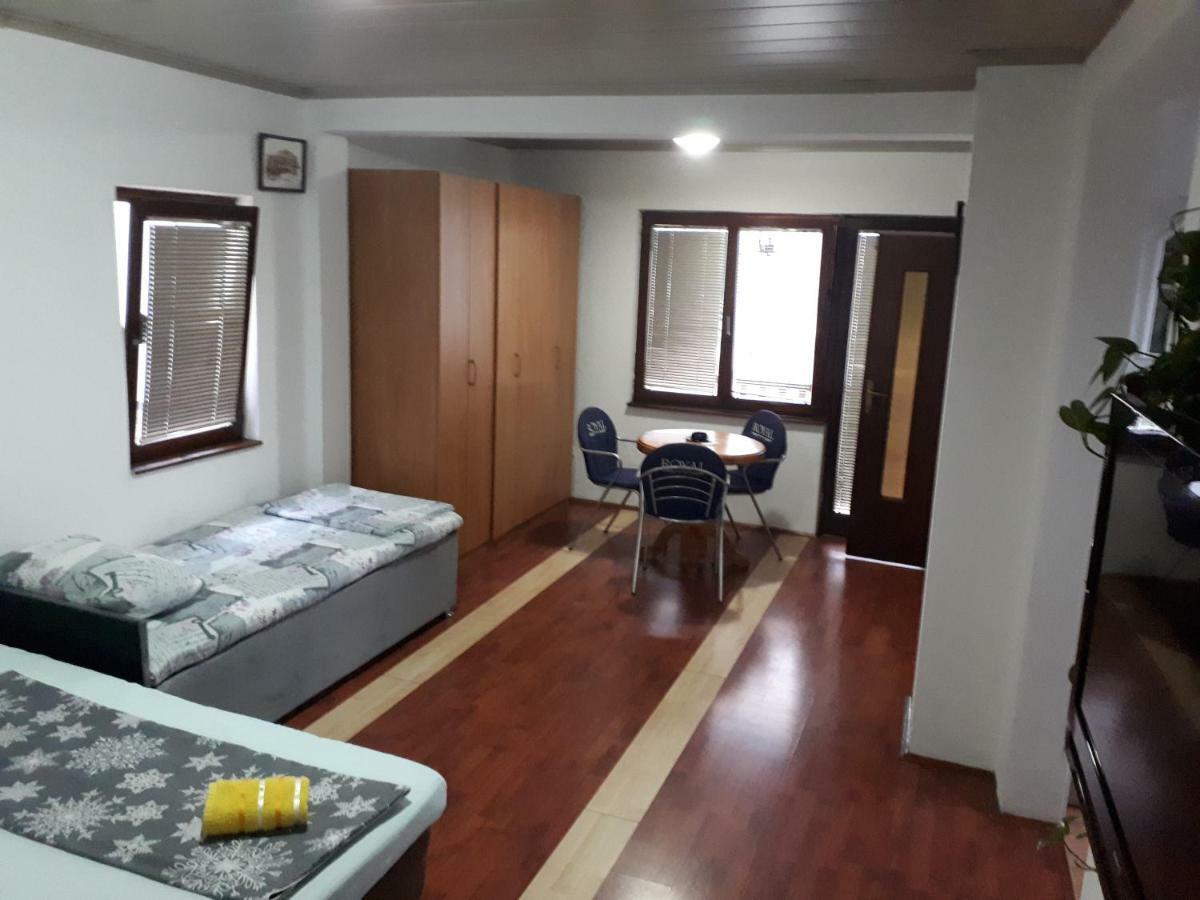 Centar Apartment Sarajevo Bagian luar foto
