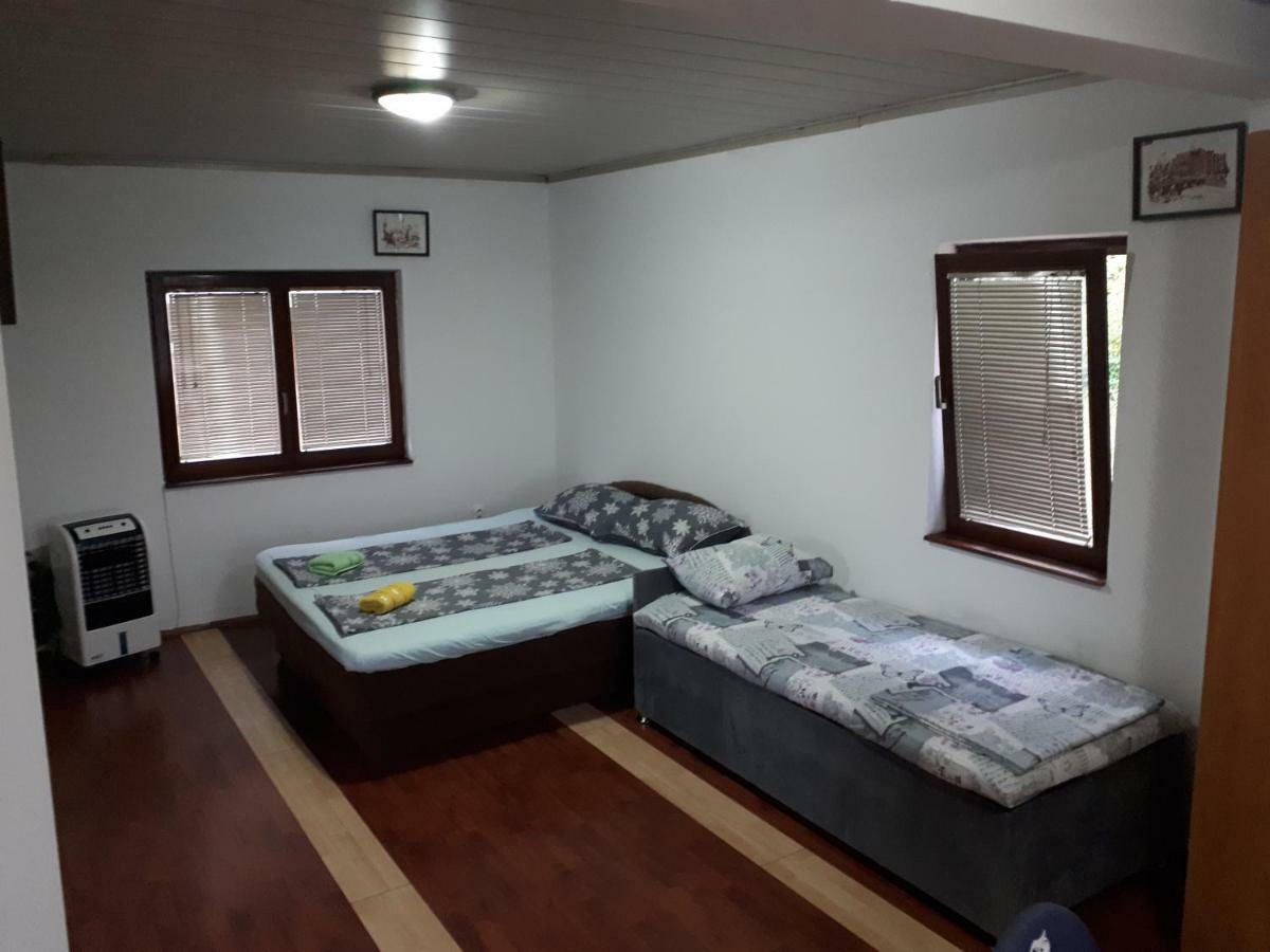 Centar Apartment Sarajevo Bagian luar foto